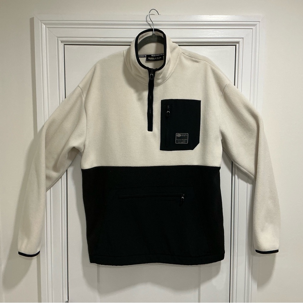 Men's Black and White Sweater